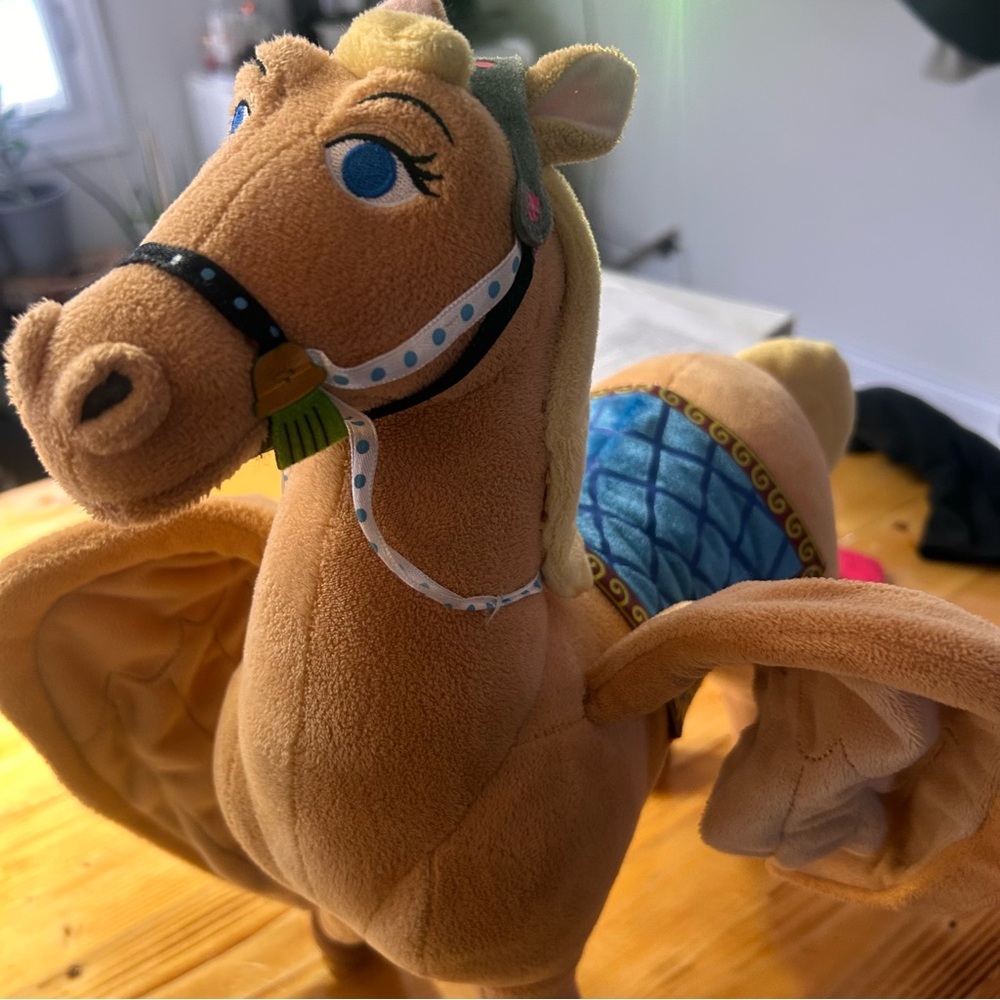 DISNEY STORE AUTHENTIC SOFIA THE FIRST SAFFRON HORSE PEGASUS  PLUSH 16″ - Picture 5 of 6